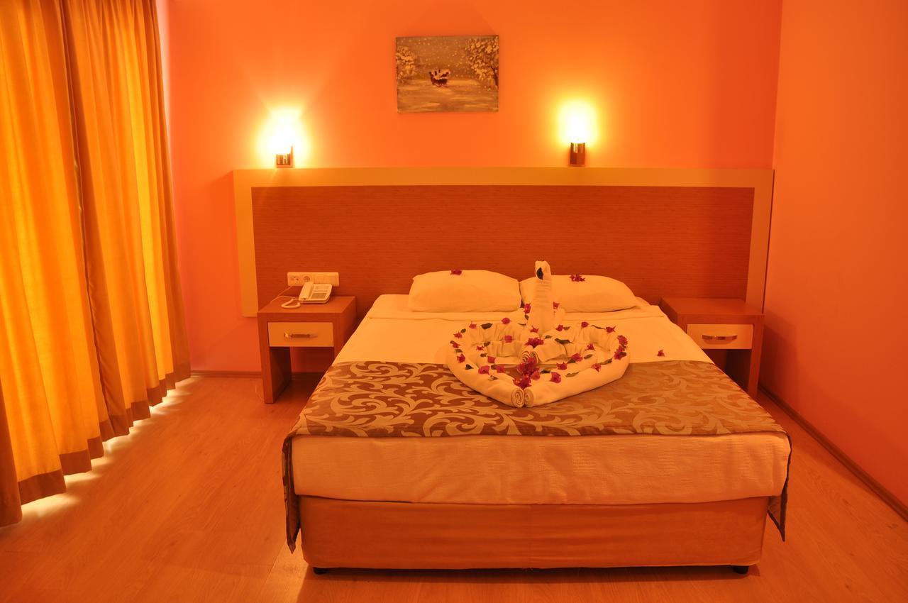 Grand Ati̇Lla Hotel Alanya Ngoại thất bức ảnh